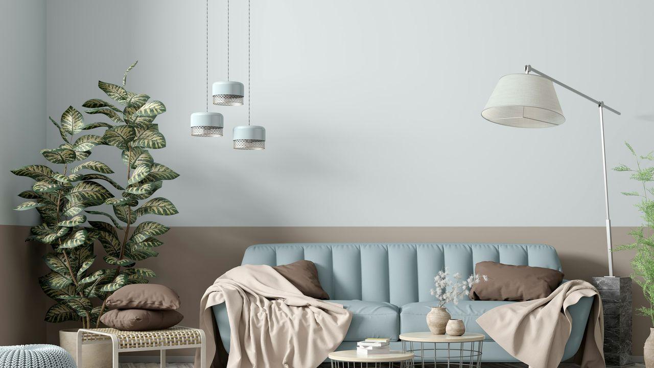 Wand in Braun und Blau